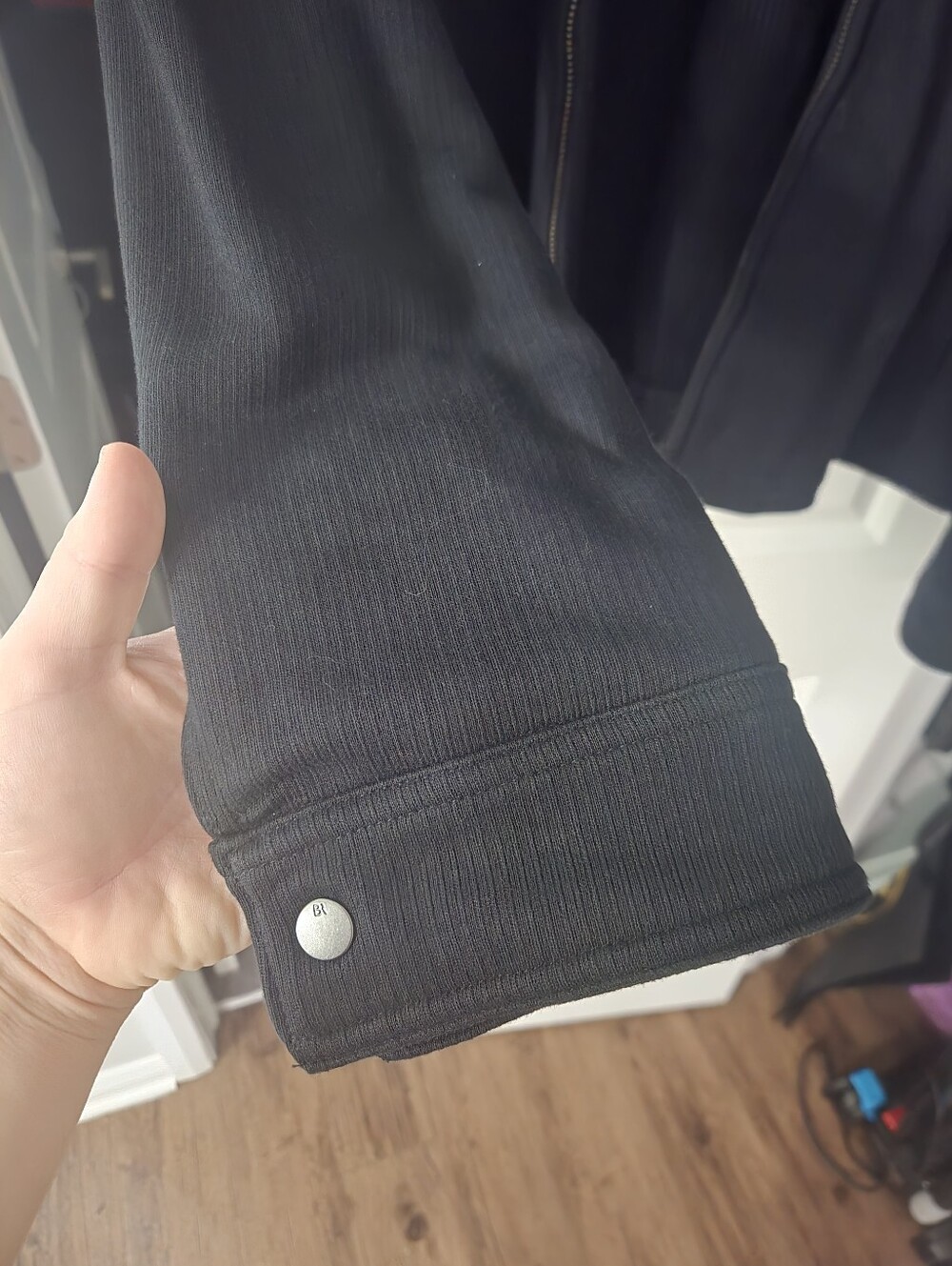 🍌 Republic Shacket - Picture 6 of 7